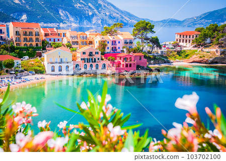 Assos, Greece. Picturesque village nestled on the idyllic Cephalonia 103702100