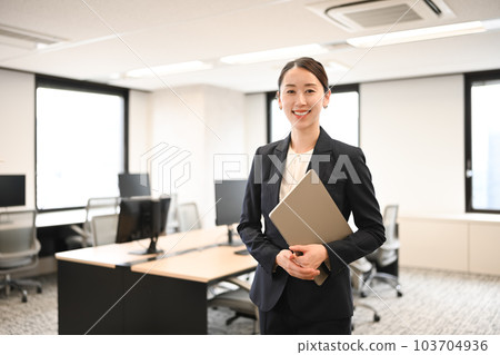 Business scene 103704936