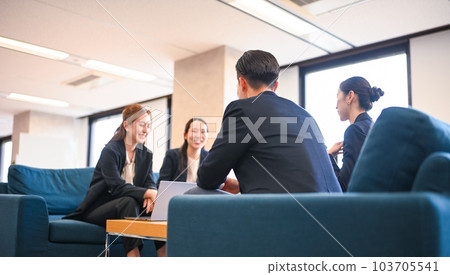 商業場景 103705541