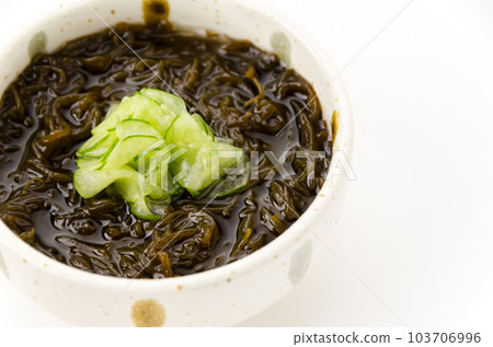 Mozuku vinegar Mozuku vinegar 103706996