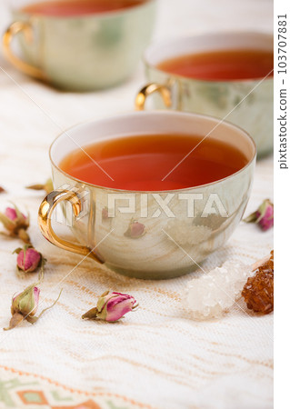 Black tea 103707881