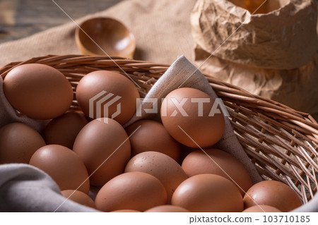 Brown eggs 103710185