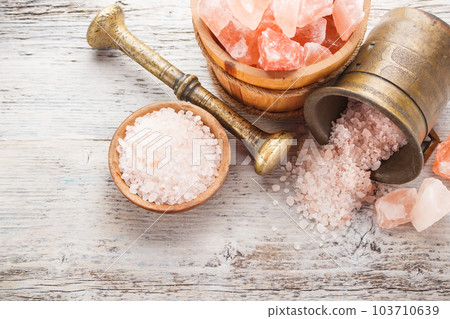 Pink salt 103710639