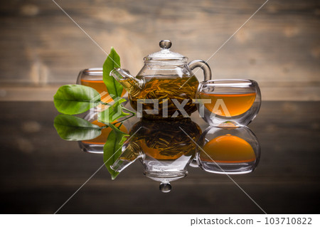 Green tea 103710822