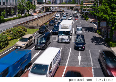 《Tokyo》Tokyo traffic image/urban landscape 103714408