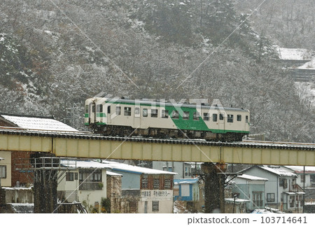 Oito Line Hiraiwa-Kotaki JR West Kiha 52-125 (Itoigawa) 103714641