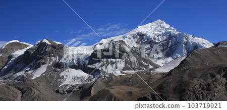 Peak of Mount Chulu West and glacier, Nepal. Peak of Mount Chulu West and glacier, Nepal. 103719921