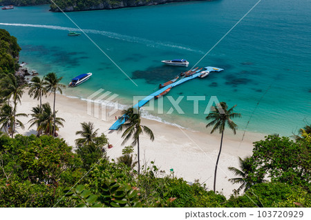 tropical paradise,Bird eye view of Angthong national marine park, koh Samui, Suratthani, Thailand. tropical paradise,Bird eye view of Angthong national marine park, koh Samui, Suratthani, Thailand. 103720929