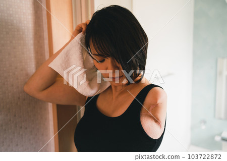 女生 女孩 女性 103722872