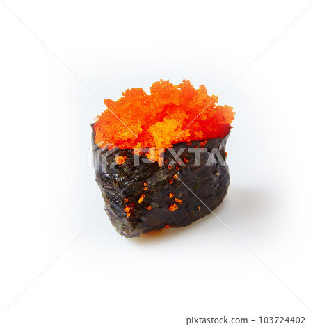 Gunkan Maki Sushi with tobiko caviar 103724402