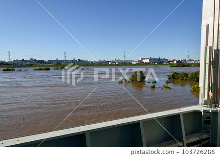 2019 East Japan Typhoon, Rising Arakawa River and Sasame Floodgate 2019 East Japan Typhoon, Rising Arakawa River and Sasame Floodgate 103726288