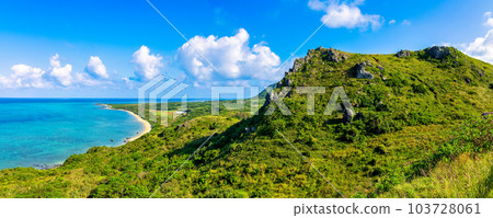 Hirakubozaki Lighthouse (Ishigaki Island, October, sunny) 103728061