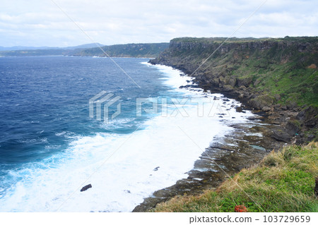 Tokunoshima's superb view of the sea and cliffs from Cape Inutabu 103729659