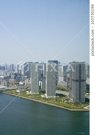 View from a skyscraper in front of Toyosu Station in Tokyo View from a skyscraper in front of Toyosu Station in Tokyo 103730199