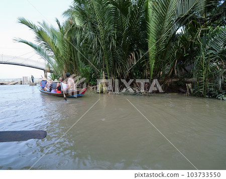 Vietnam Mekong River Boat Cruise To Son Island Vietnam Mekong River Boat Cruise To Son Island 103733550