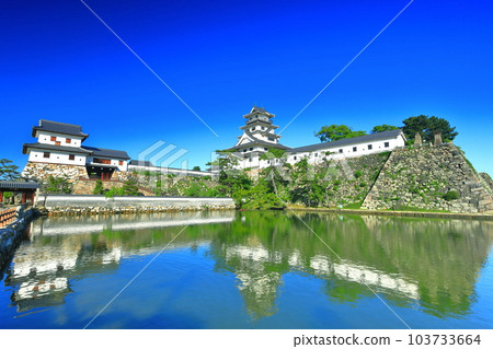 [愛媛縣]晴天的今治城（天守閣和山里砲台） 103733664