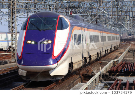 山形新幹線翼(E3系列 2000系列:7節車廂) 山形新幹線翼(E3系列 2000系列:7節車廂) 103734179