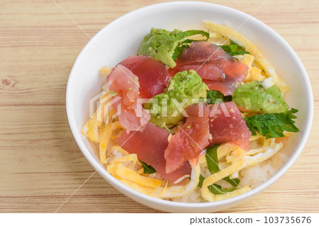 Tuna and avocado with bowl Tuna and avocado with bowl 103735676