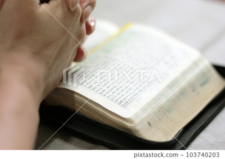 Old Korean Bible book and prayer concept shooting, Old Bible book that is difficult to find Old Korean Bible book and prayer concept shooting, Old Bible book that is difficult to find 103740203