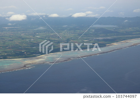 Over Ishigaki Island (Mt. Omoto, New Ishigaki Airport, Sokohara Dam direction) Over Ishigaki Island (Mt. Omoto, New Ishigaki Airport, Sokohara Dam direction) 103744097