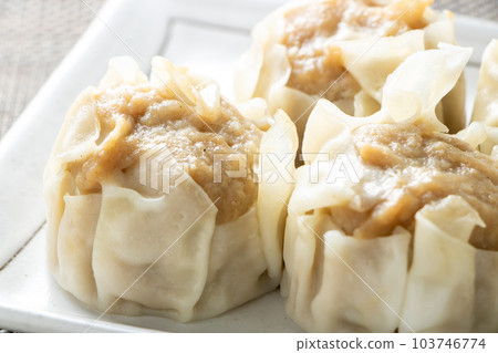 shumai(shumai)的上。 shumai(shumai)的上。 103746774