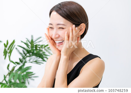 Skin care beauty women Skin care beauty women 103748259