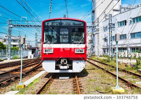 京濱急行神奈川新町汽車站車輛車庫風景 京濱急行神奈川新町汽車站車輛車庫風景 103748758