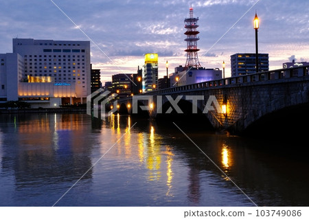 Evening view of Bandai Bridge Niigata City Evening view of Bandai Bridge Niigata City 103749086