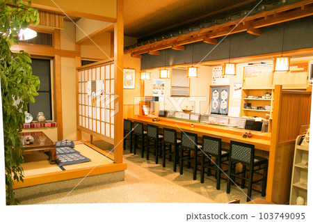 居酒屋餐廳內部日式室內裝飾材料 103749095