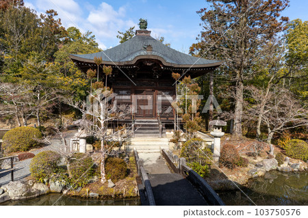 Kimonoji 103750576
