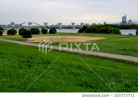 View of the Yodogawa Weir and Kema Lock Gate from the Yodogawa Embankment 103753731