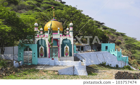 Dargah of Gooty Fort, Fort is Built During the 11th Century in the Reign of Western Chalukya King Vikramaditya, Anantpur, Andhra Pradesh, India. 103757474