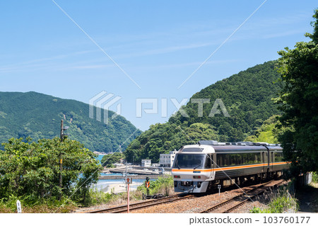 [喜瀨本線] 安石站出發的特急南紀3號 103760177