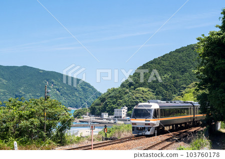 [喜瀨本線] 安石站出發的特急南紀3號 103760178