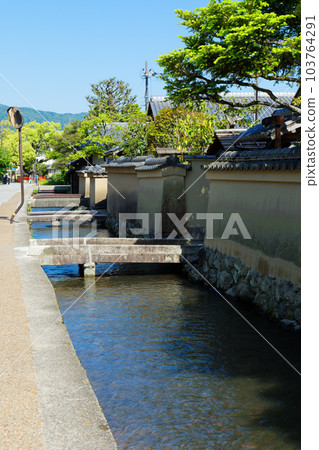 明神川沿岸的上賀茂神社搖搖街景 明神川沿岸的上賀茂神社搖搖街景 103764291