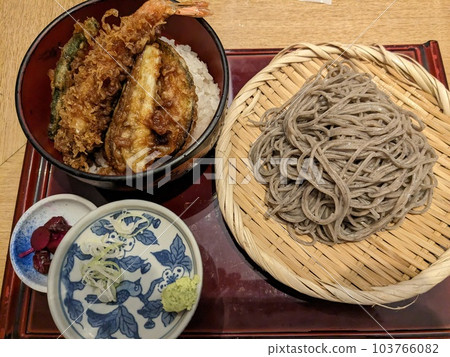 牛筋蕎麥麵套餐 103766082