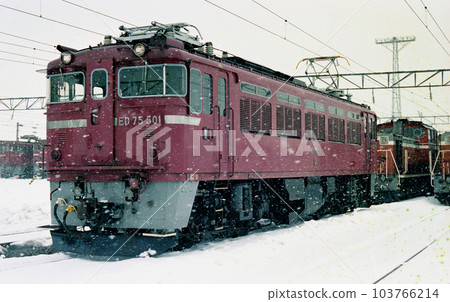 函館本線岩見澤岩見澤機務所第 2 JNR ED75-501（岩見澤 2 號） 103766214