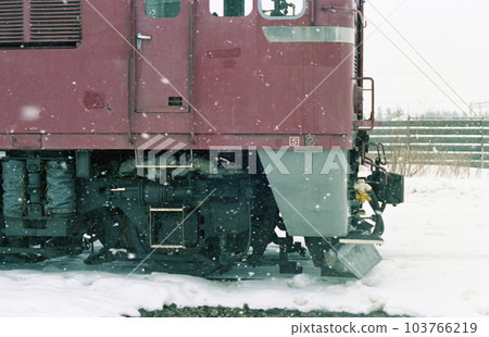 Hakodate Main Line Iwamizawa Iwamizawa Locomotive Depot No. 2 JNR ED75-501 (Iwamizawa No. 2) Hakodate Main Line Iwamizawa Iwamizawa Locomotive Depot No. 2 JNR ED75-501 (Iwamizawa No. 2) 103766219