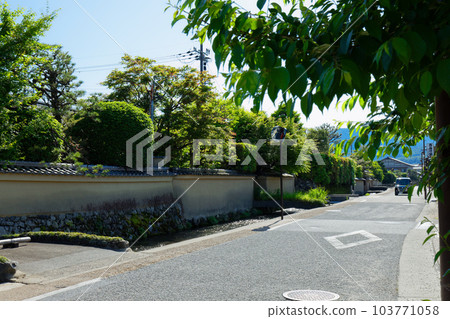 Shake Townscape Shake Town of Kamigamo Shrine along the Myojin River 103771058