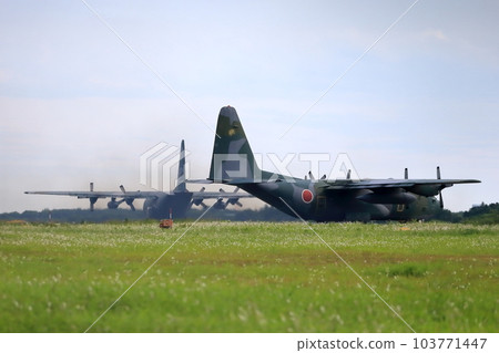 海上自衛隊巡邏機 海上自衛隊巡邏機 103771447