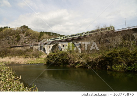 JR釜石線辰藻部川大橋 JR釜石線辰藻部川大橋 103773970