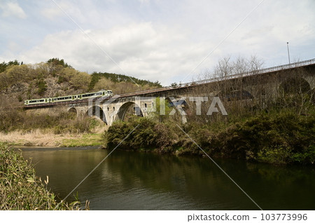 JR釜石線辰藻部川大橋 JR釜石線辰藻部川大橋 103773996