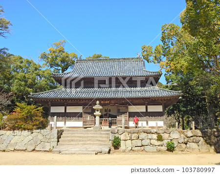 Prefectural Designated Cultural Property Tendai Sect Kanzeonji Temple in Dazaifu City, Fukuoka Prefecture 103780997