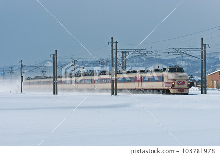 北陸本線伊劍-福岡 JR 西日本 489 系列 H01 編隊（金澤）Hakutaka 103781978