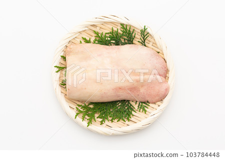 Monkfish liver 103784448