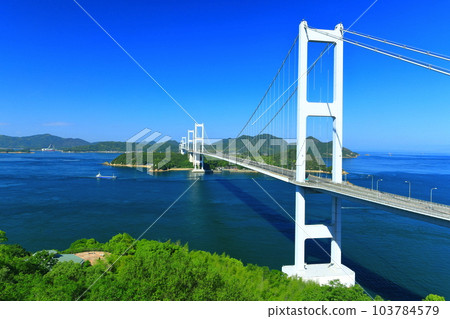 [Ehime Prefecture] Kurushima Kaikyo Bridge in sunny weather (Shimanami Kaido) 103784579