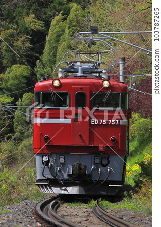 ED75-757 towed by Kazekko Senzan Line Harukaze-go_2023/4/22 ED75-757 towed by Kazekko Senzan Line Harukaze-go_2023/4/22 103787265