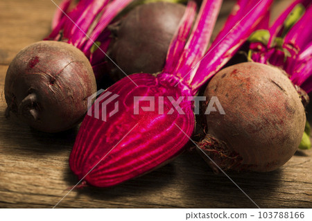 beets with stems 103788166