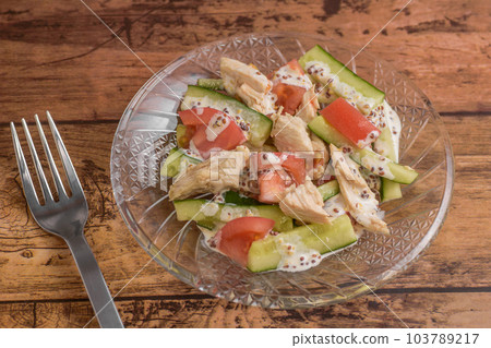 Mustard sauce with summer vegetables and chicken 103789217