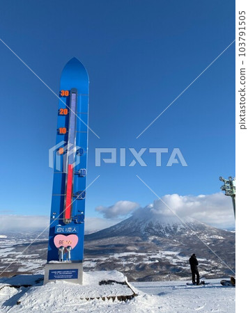 Mount Yotei and thermometer 103791505
